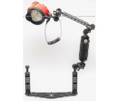 Kit Inon D-200 Strobe & Inon Float Arm M con Staffa Flex-Arm